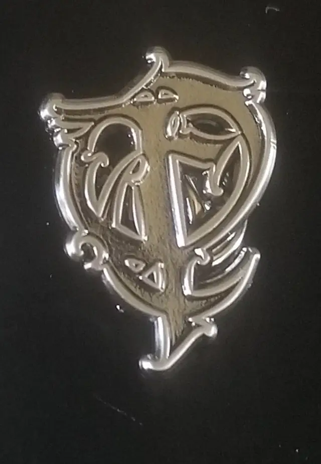 1000 Cranes Pins 3 1